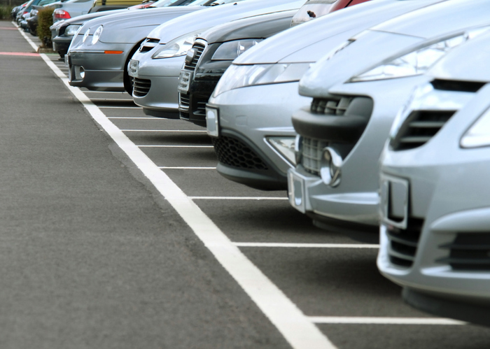 Quais seus direitos ao deixar o carro no estacionamento?