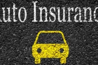 Tipos de cobertura de seguro auto representado por uma impressão escrito "seguro auto".