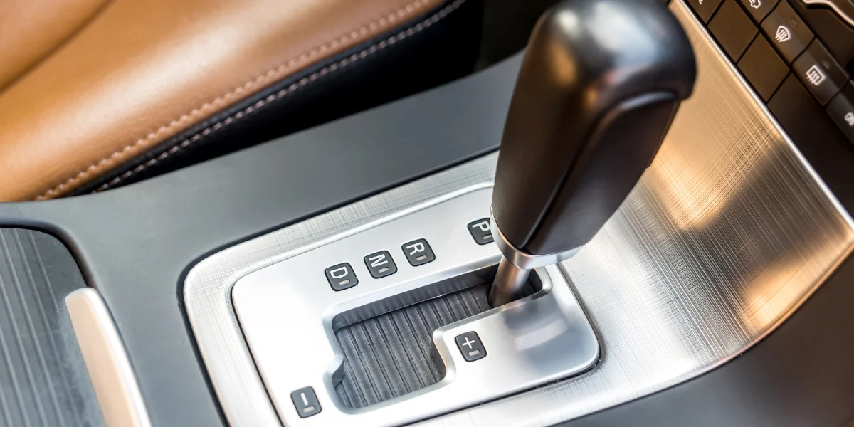 Carro manual ou automático: Prós, contras e qual escolher