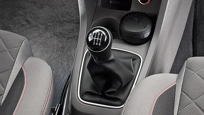 Câmbio manual. Falando sobre "carro automático ou manual?".