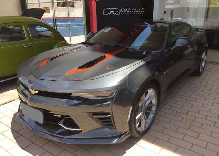camaro cinza