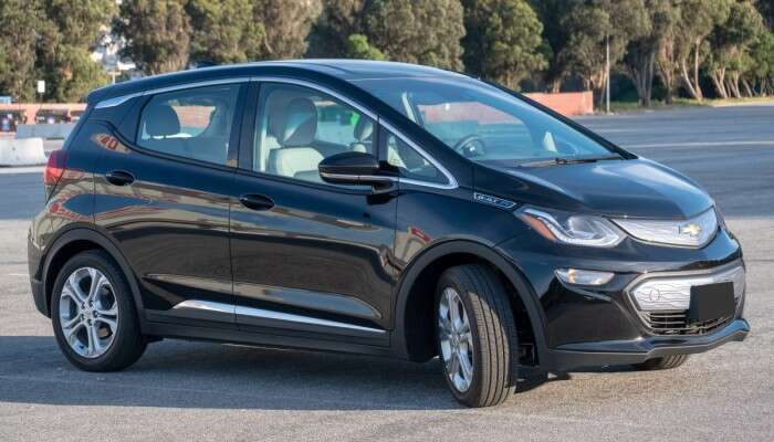 chevrolet bolt preto
