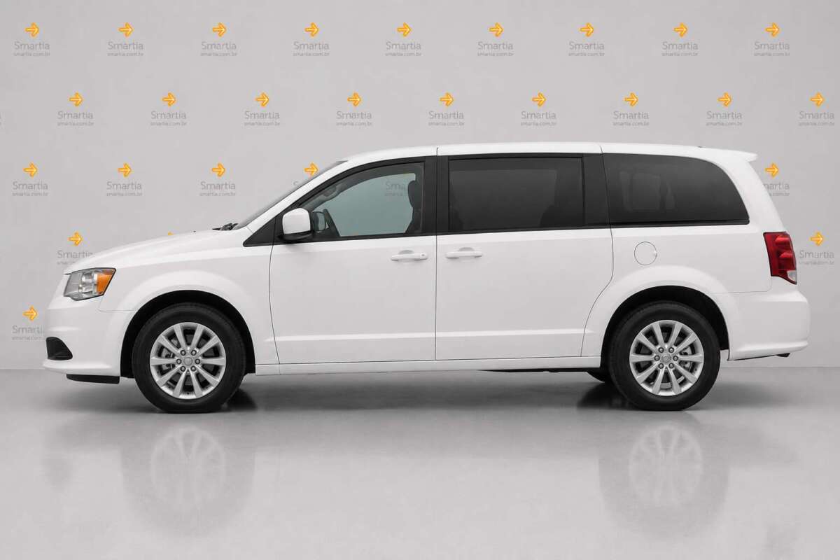 seguro Grand Caravan 7 lugares